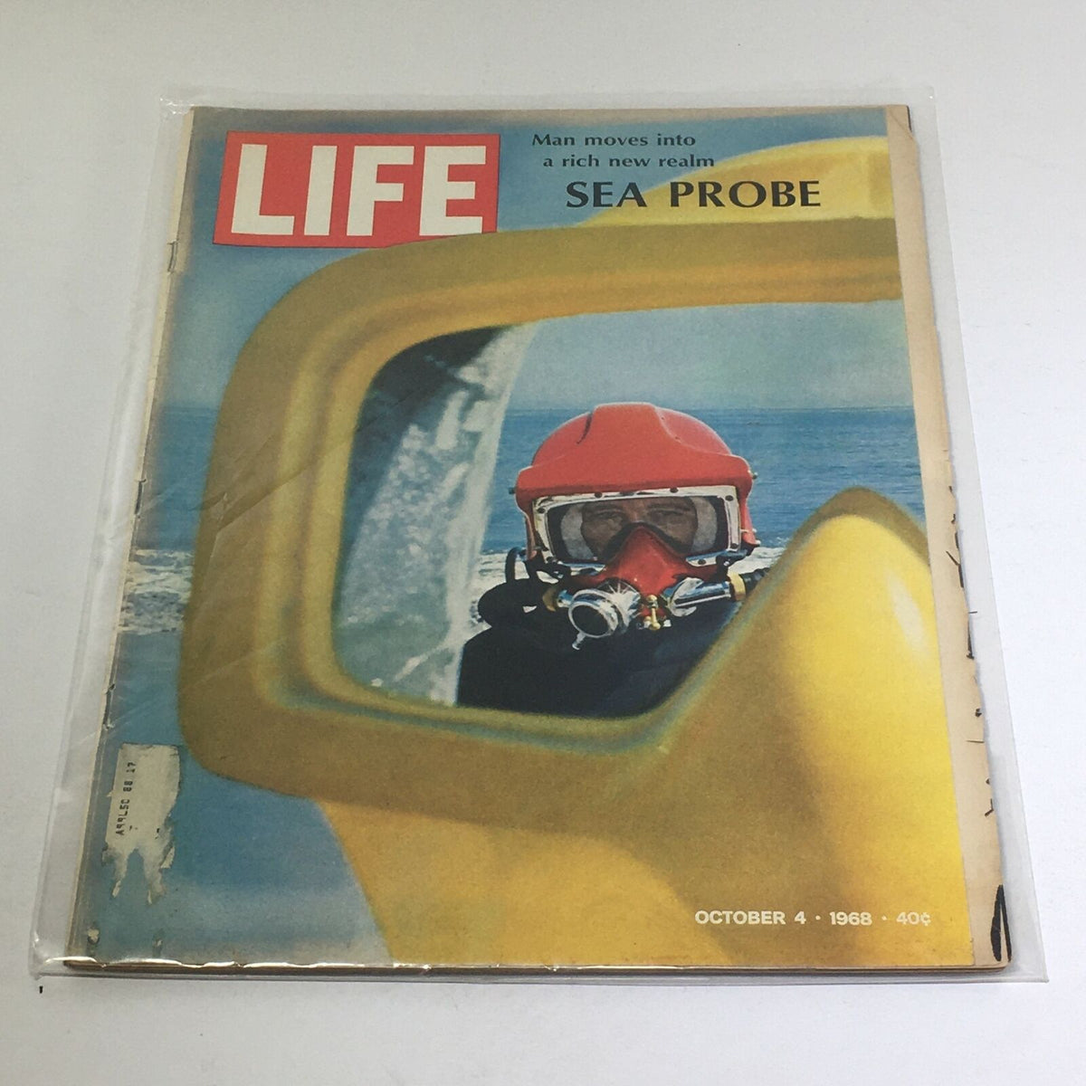 Cover of VTG Life Magazine from October 4, 1968 titled 'Sea Probe: Man Moves Into A Rich New Realm' featuring a diver in a red helmet and a view of the ocean.