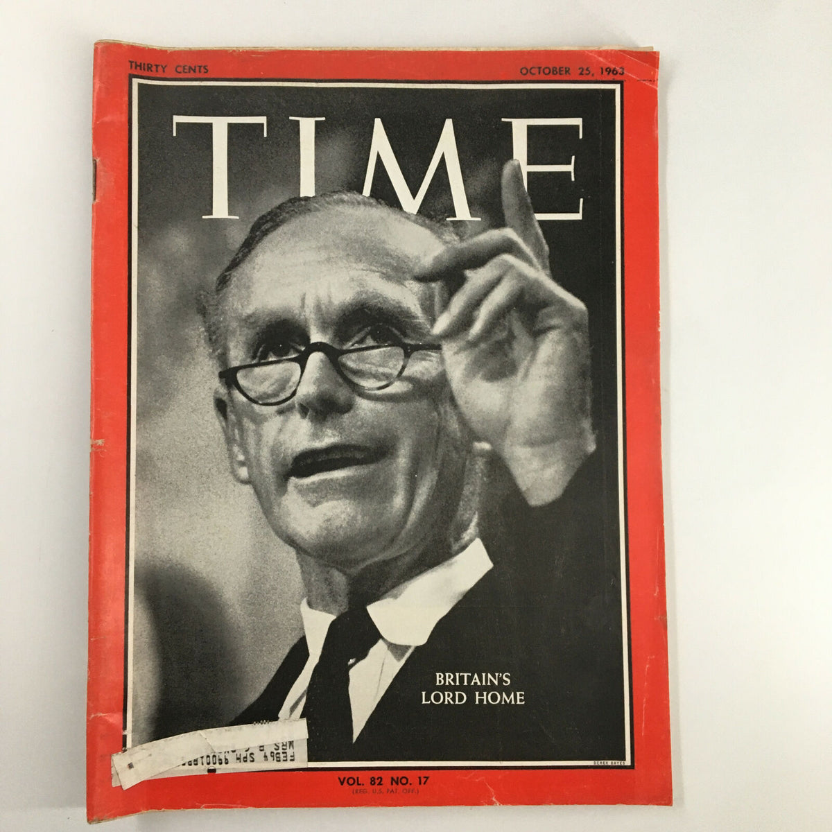 Cover of VTG Time Magazine from October 25, 1963, Vol 82 #17 featuring Britain's Lord Alec Douglas-Home, showcasing a black and white image of him with a raised hand.