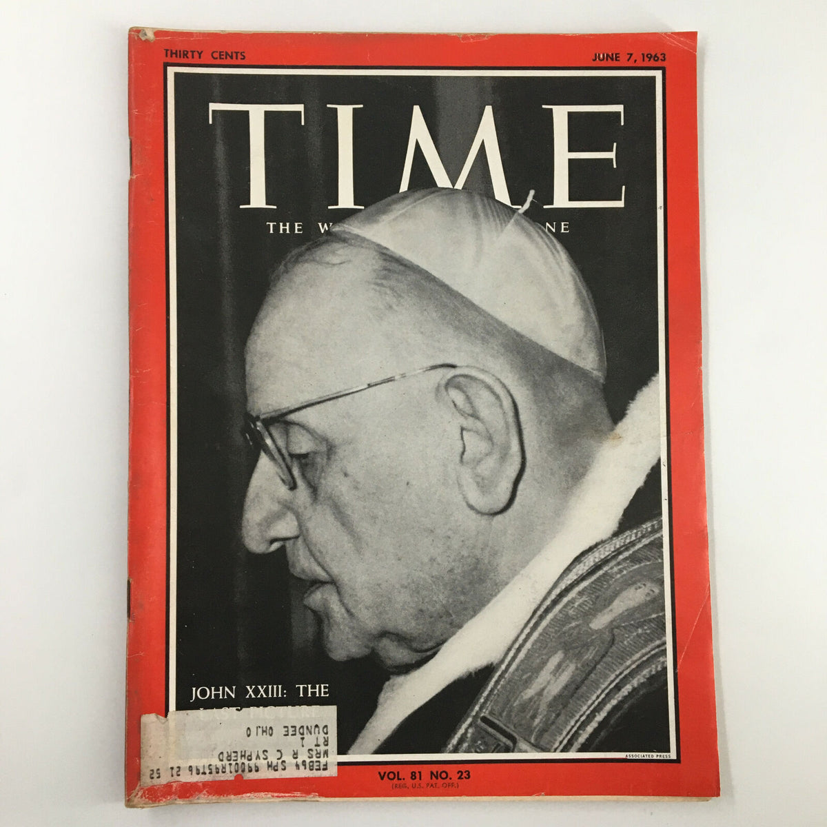 Vintage Time Magazine June 7 1963, Vol 81 No 23, featuring a black and white cover image of Pope John XXIII, titled 'The Last Picture', highlighting a pivotal moment in history.