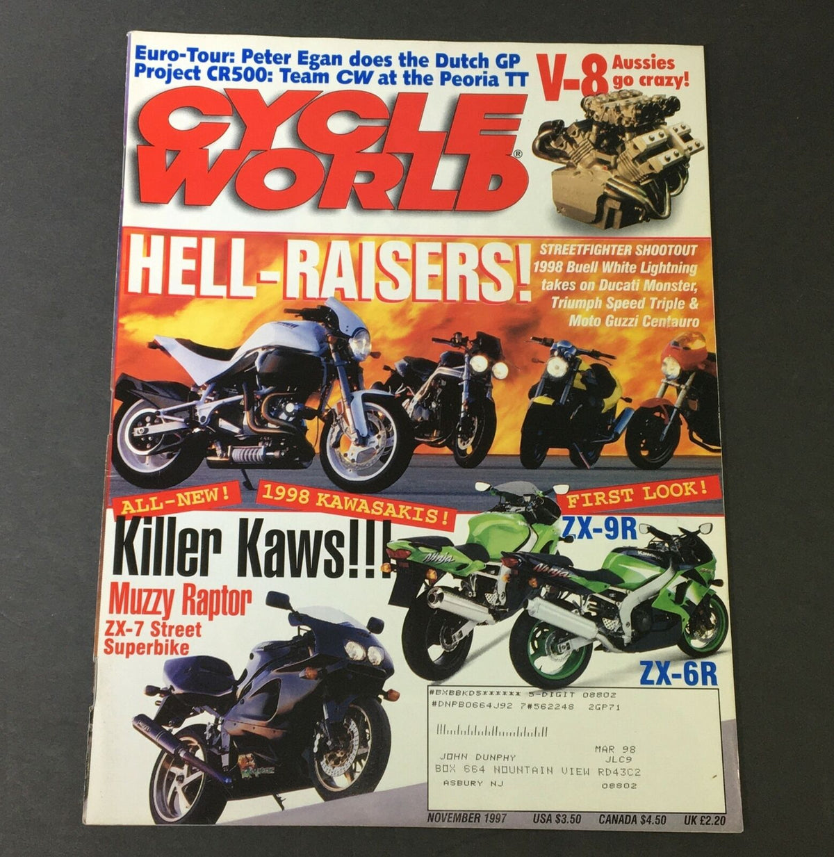 Cycle World Magazine November 1997 cover featuring articles by Peter Egan, Dutch GP Project CR500, and highlights including new Kawasaki models, motorcycle shootouts, and racing insights.