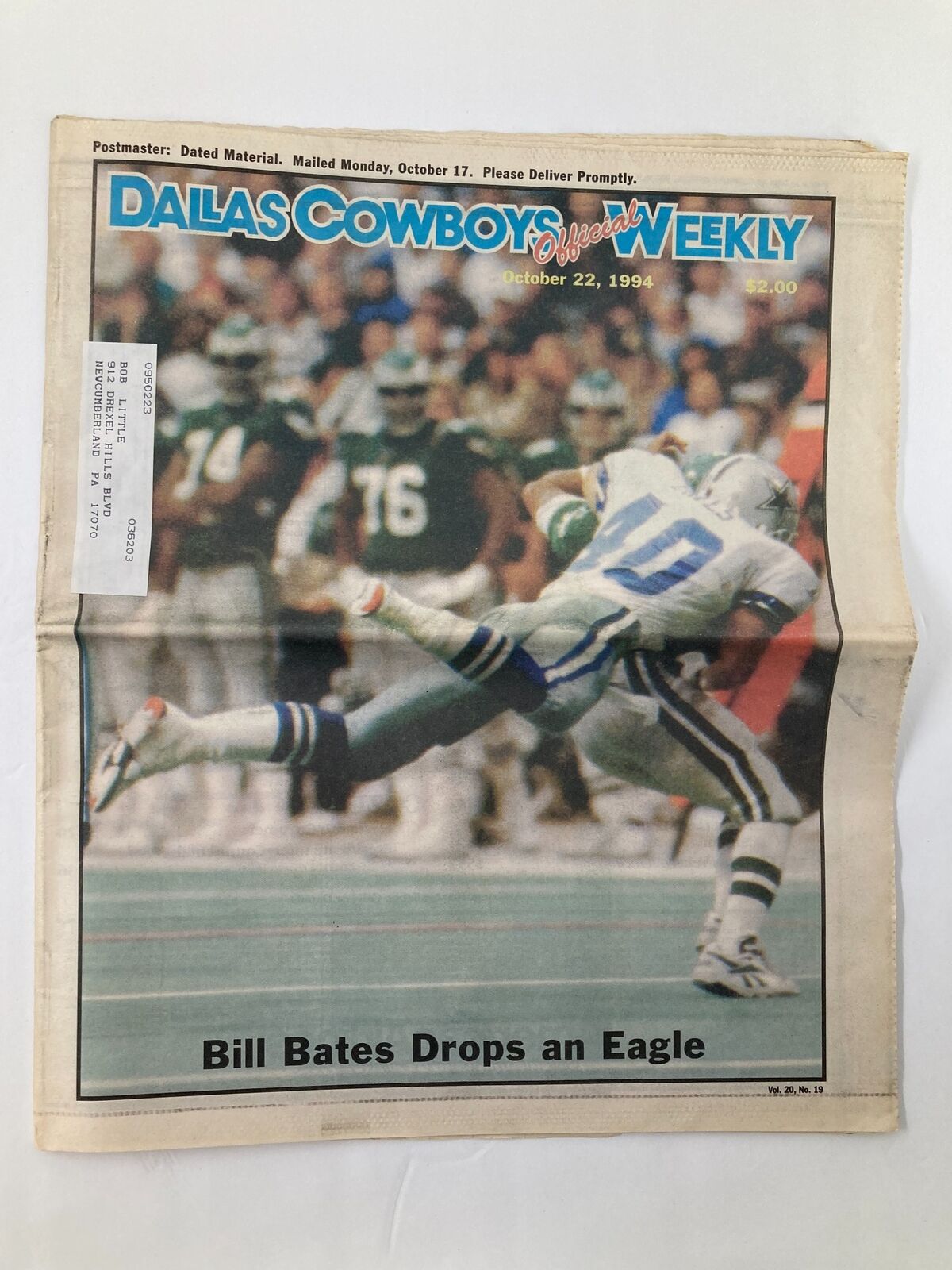 Dallas Cowboys Weekly newspaper from October 22, 1994, Volume 20 #19 featuring Bill Bates making a dramatic play against the Eagles.