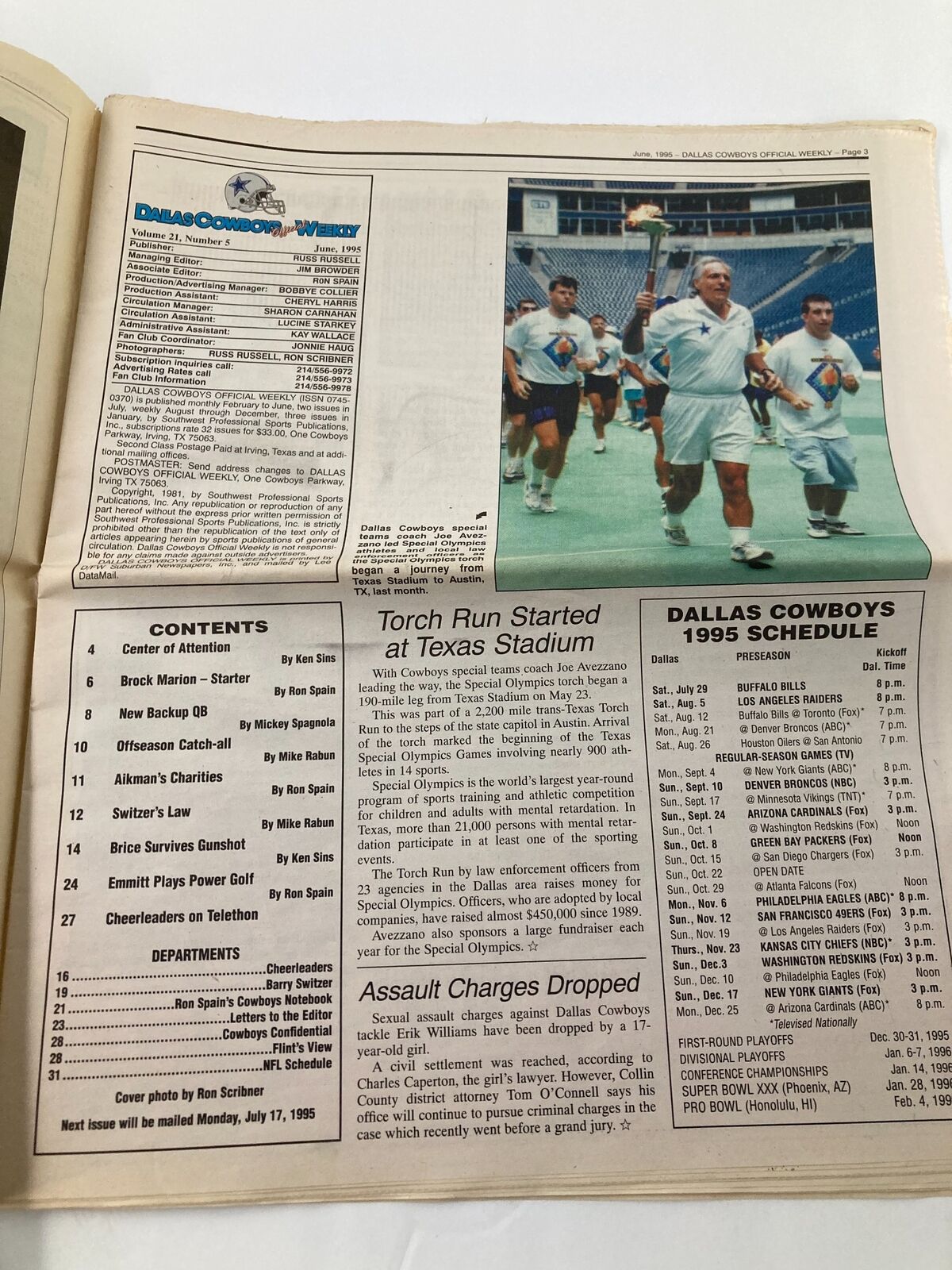 Inside page of the Dallas Cowboys Weekly Newspaper June 1995 Vol 21 #5, listing the contents including 'Center of Attention' featuring Ray Donaldson and the Dallas Cowboys 1995 schedule.