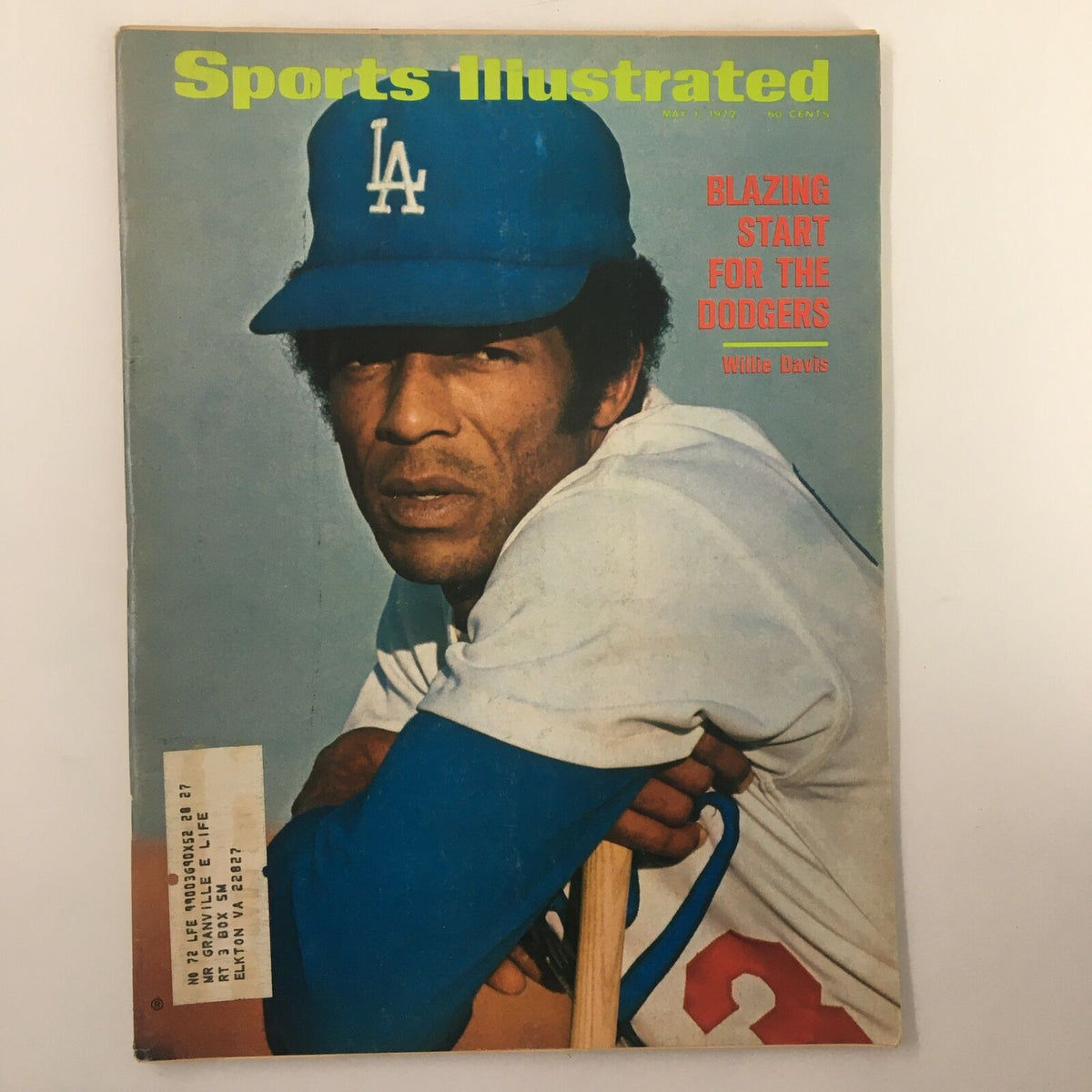 Vintage Sports Illustrated magazine cover featuring Willie Davis, titled 'VTG Sports Illustrated Magazine May 1 1972 Willie Davis Start for the Dodgers'. The cover showcases Davis in a Los Angeles Dodgers cap with the headline 'Blazing Start for the Dodgers'.