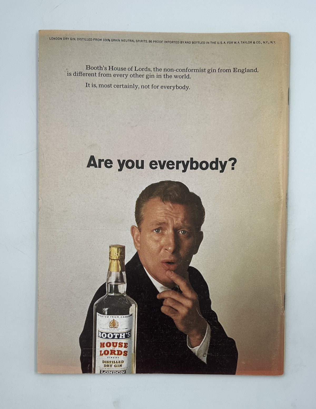 The New Yorker Magazine August 22, 1964 Convention Ticker Tape Abe Birnbaum Cover VG, featuring a vintage Hine House Lords gin advertisement with the headline “Are you everybody?”