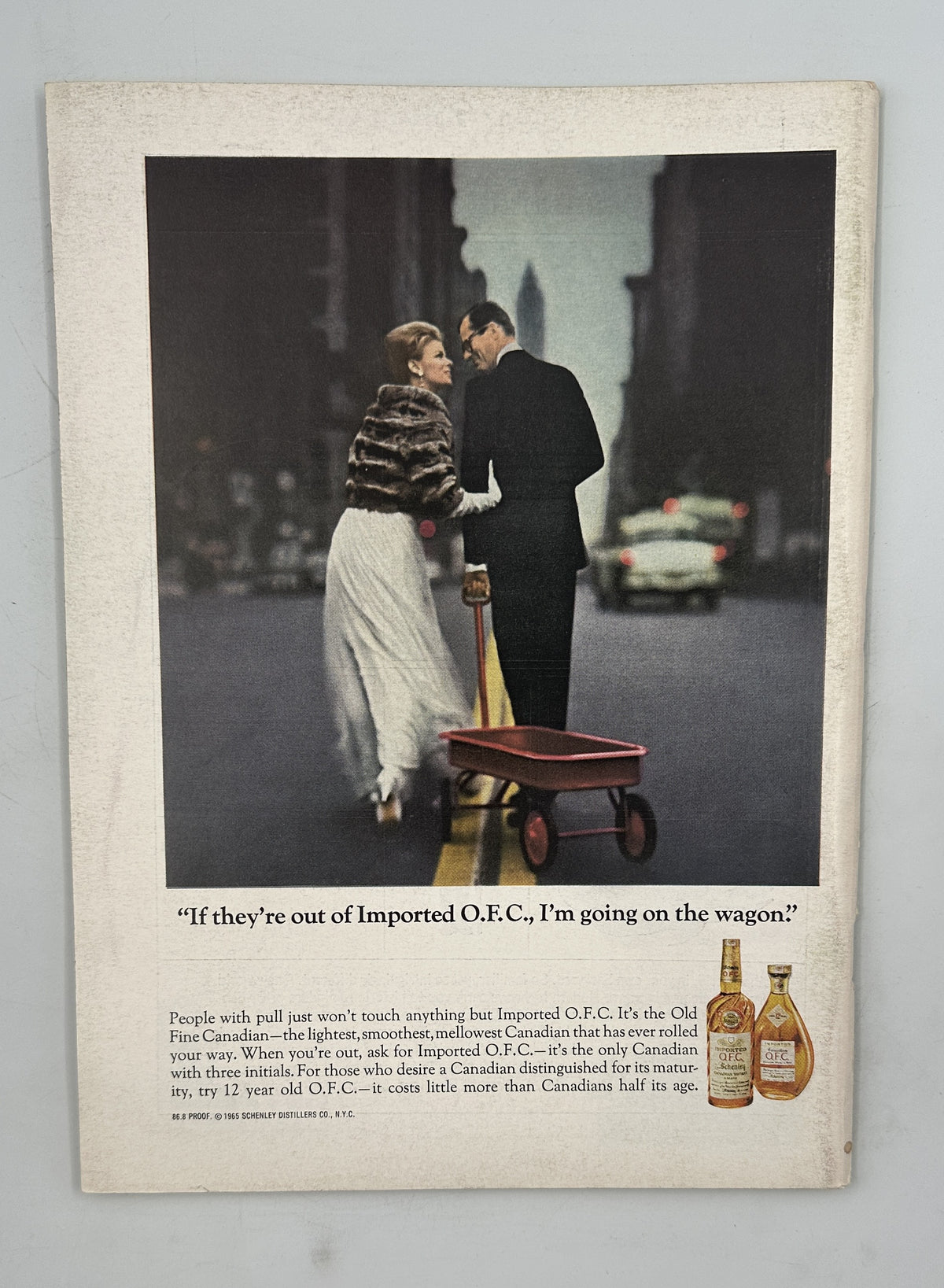 The New Yorker Magazine June 5, 1965 Golf Perry Barlow Cover VG, back cover featuring a vintage whiskey advertisement with a formally dressed couple and red wagon.