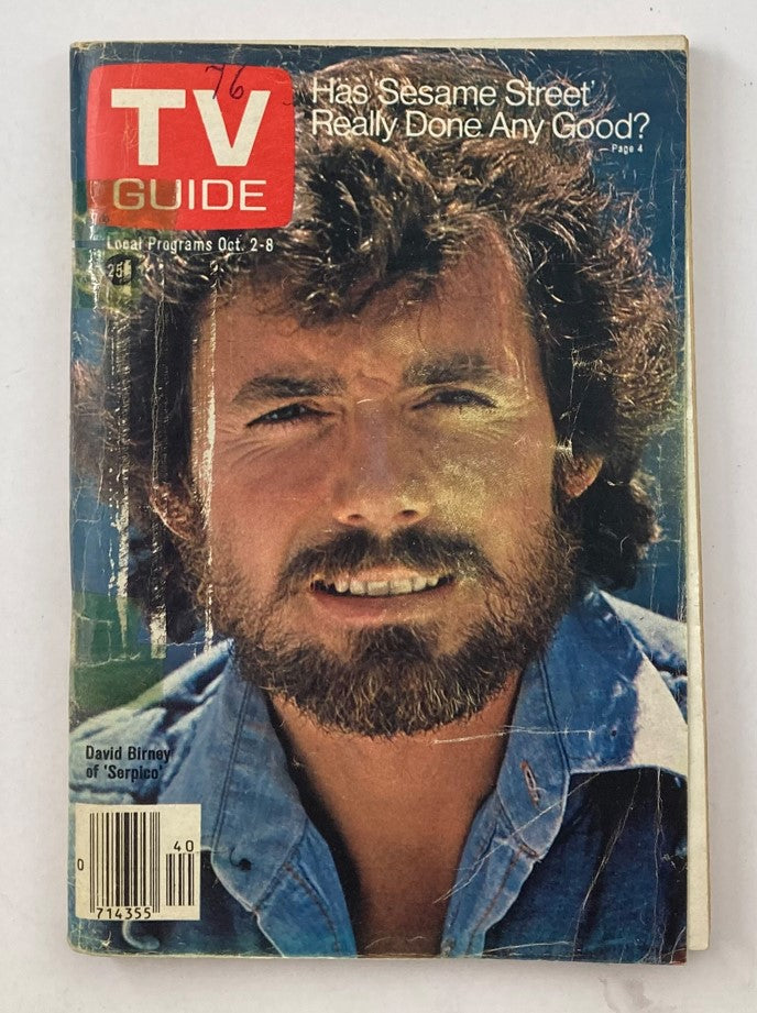 Cover of TV Guide Magazine October 2 1976 #1227 featuring David Birney. The magazine discusses the impact of Sesame Street on television.