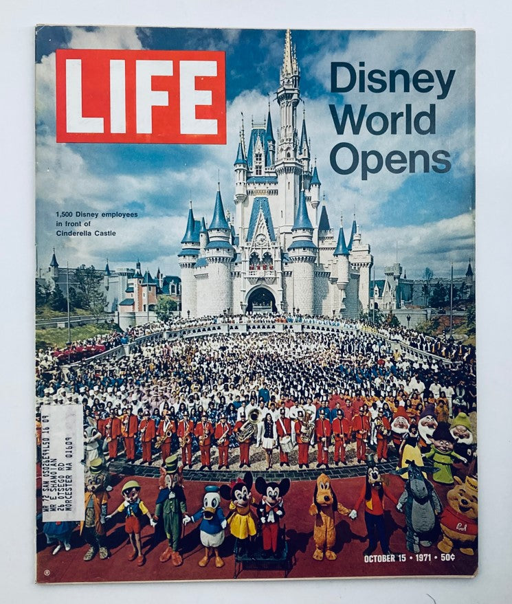 Life Magazine October 15, 1971, Vol 71 No 16 - Disney World Grand Opening Edition