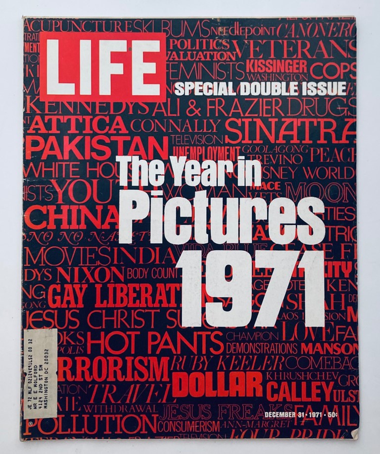 Cover of the VTG Life Magazine December 31 1971, Volume 71 No. 26, featuring 'The Year in Pictures 1971' with bold red and white typography.