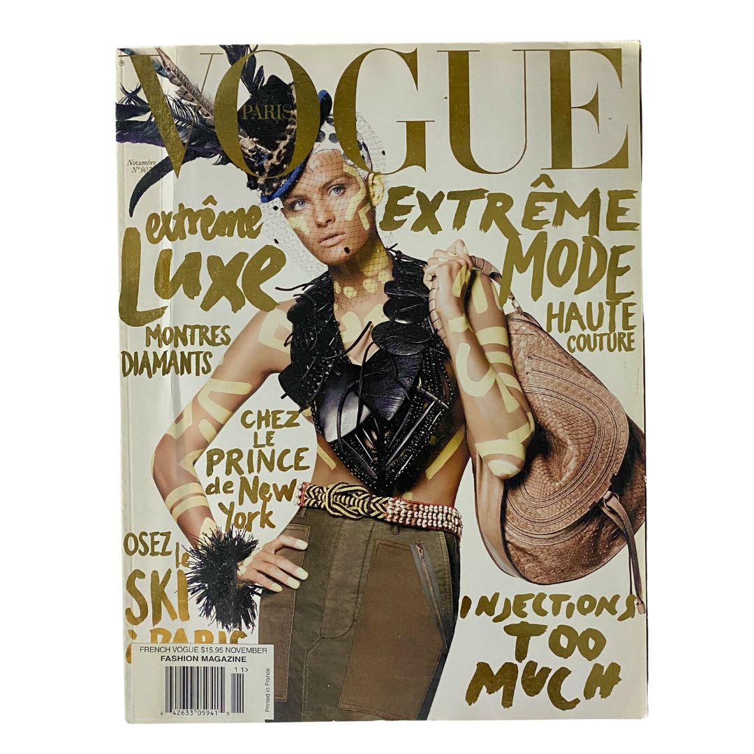 Get French Vogue Nov 2009 with Isabeli