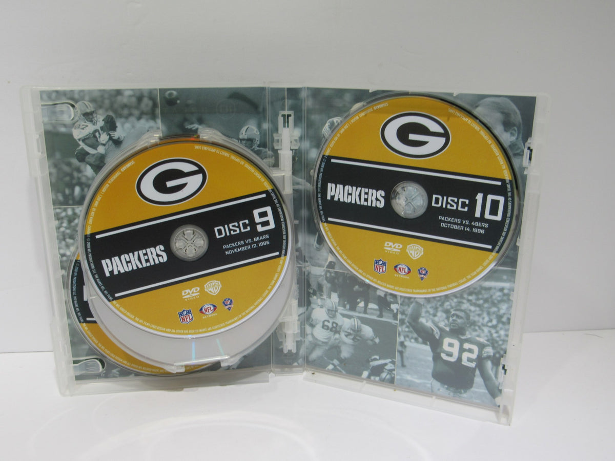 Inside view of the NFL Greatest Games Series: Green Bay Packers Greatest Games DVD displaying discs 9 and 10.