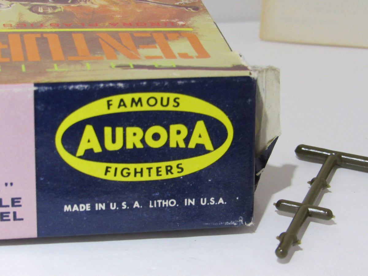 Vintage Famous Aurora Fighters 1/4" Scale Model Centurion Tank Kit# 300-129 NEW