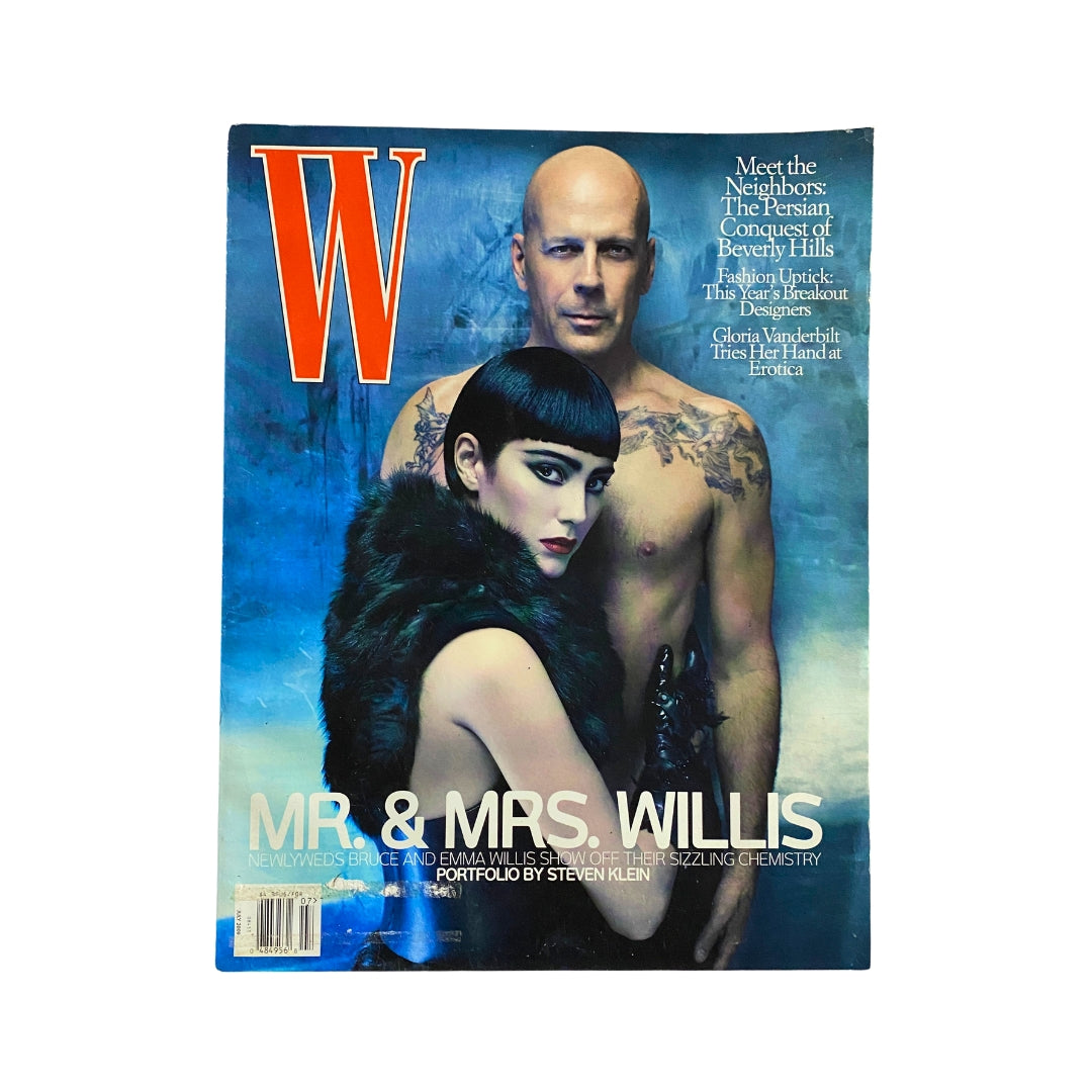 W Magazine July 2009 cover featuring Bruce Willis and Emma Willis, highlighting the couple's chemistry with the title 'Mr. & Mrs. Willis'.