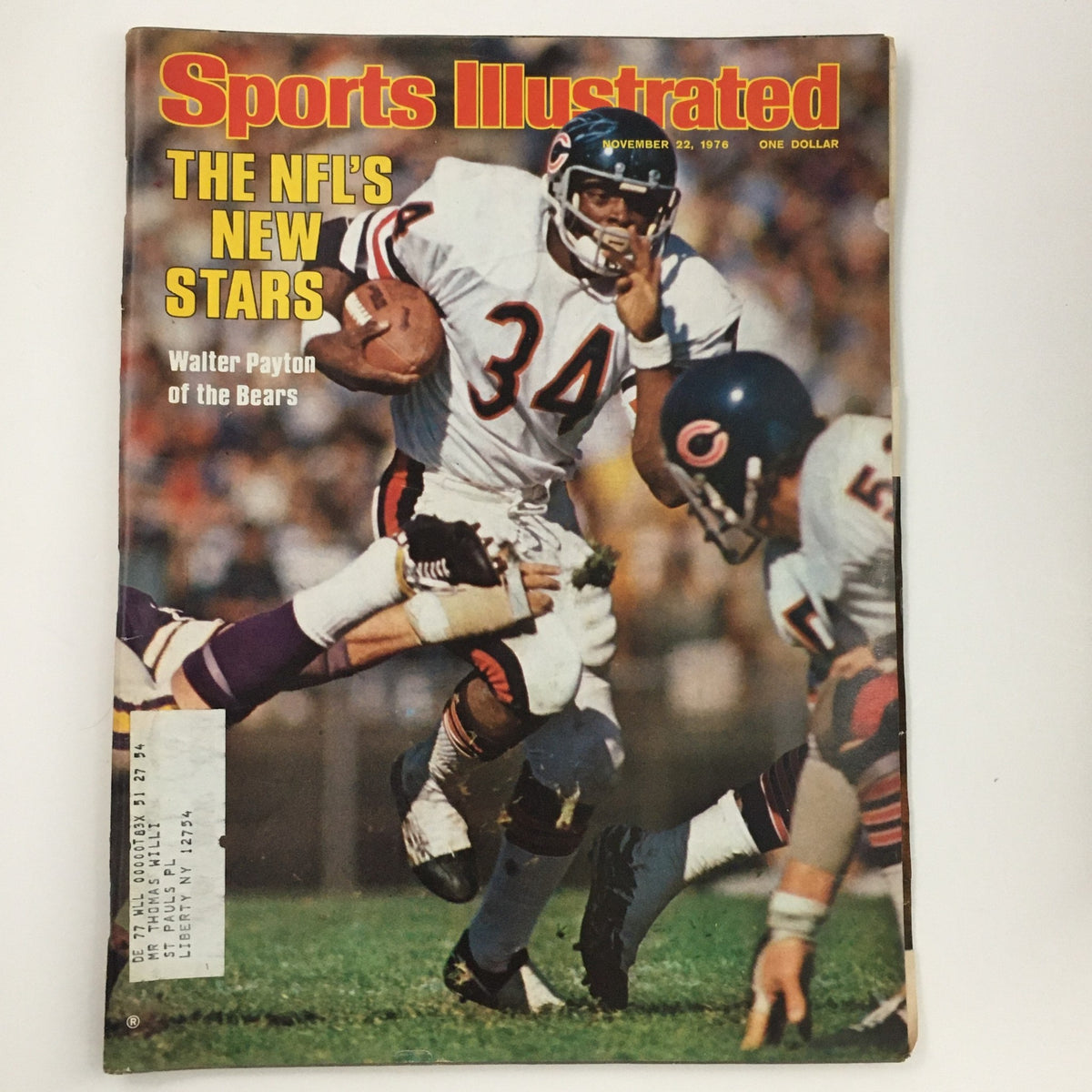 Sports Illustrated Magazine from November 22, 1976, featuring NFL's new star Walter Payton on the cover, showcasing him in action wearing the Chicago Bears uniform.
