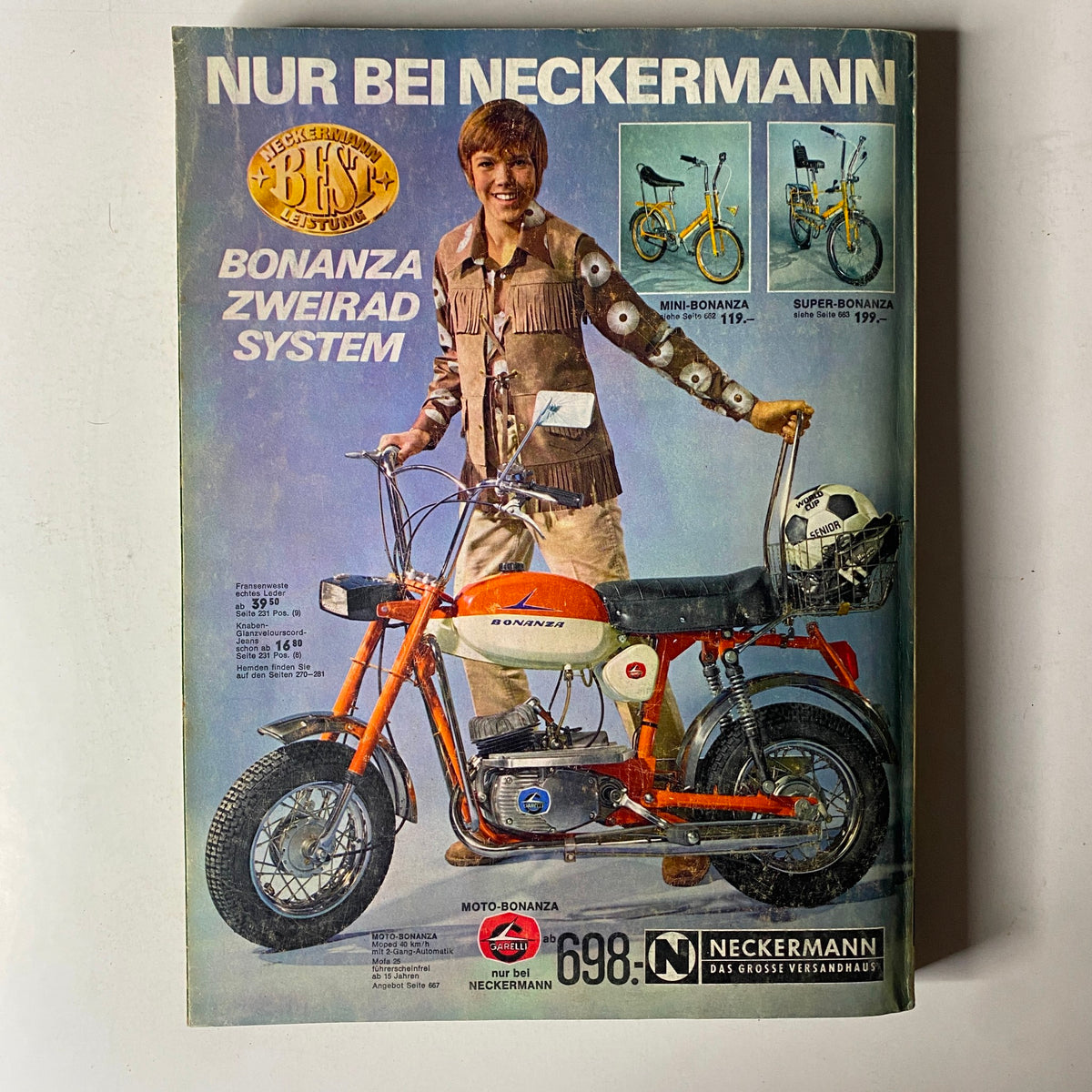 Cover of the 1971 Neckermann Sommer Catalog showcasing the Bonanza bicycle, with a model in period fashion and product details.