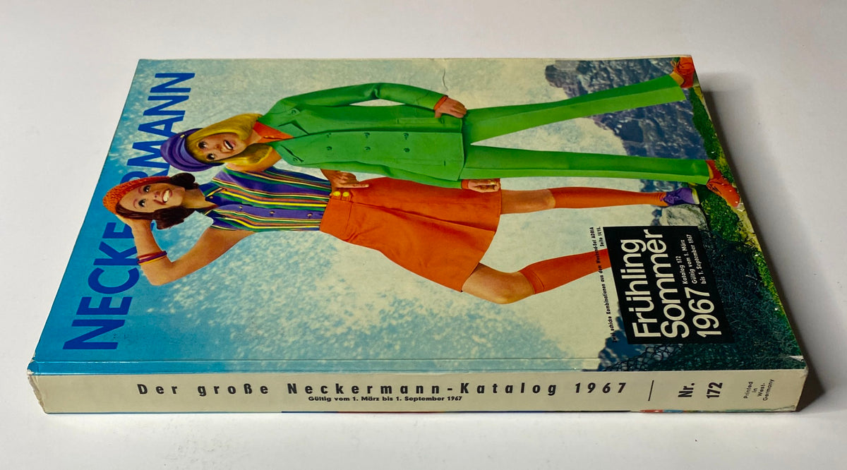 Another view of the 1967 Neckermann Sommer Catalog cover displaying models posing in colorful summer attire, highlighting retro fashion styles for the season.