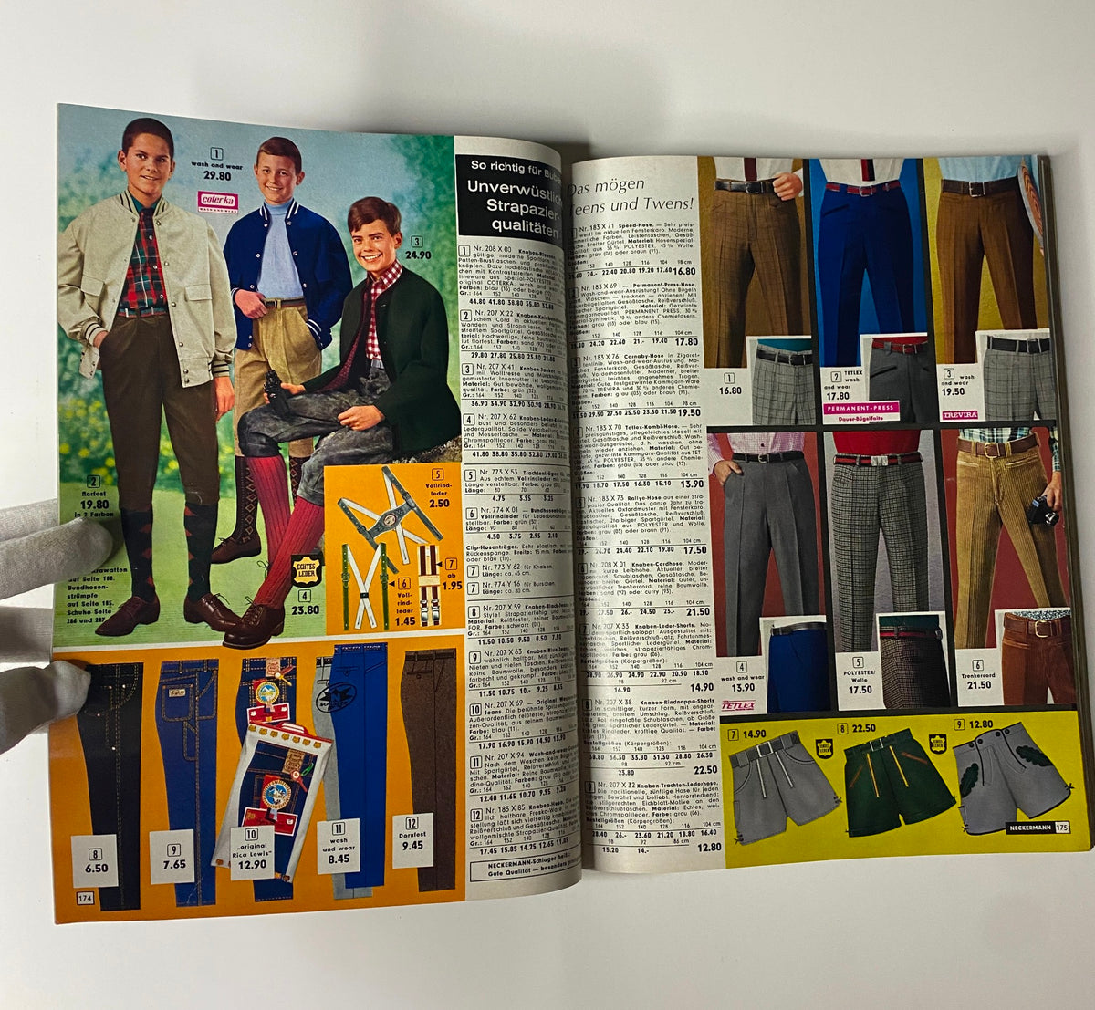 1967 Neckermann Sommer Catalog featuring fashionable outfits for boys, including jackets and trousers, highlighting styles popular in the late 1960s.