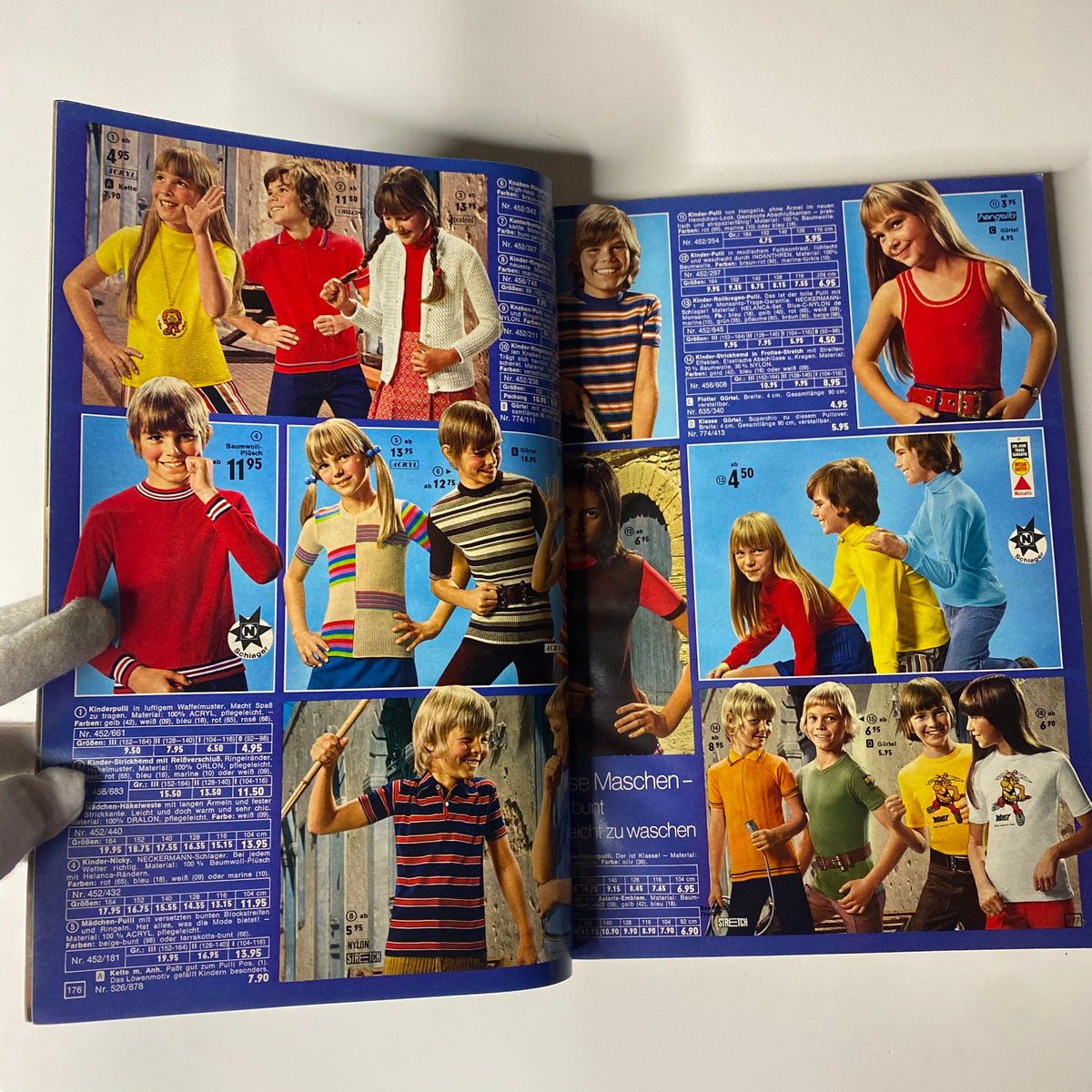 1972 Neckermann Sommer Catalog showcasing colorful children's clothing styles and prices, featuring kids in various outfits, ideal for vintage fashion enthusiasts.