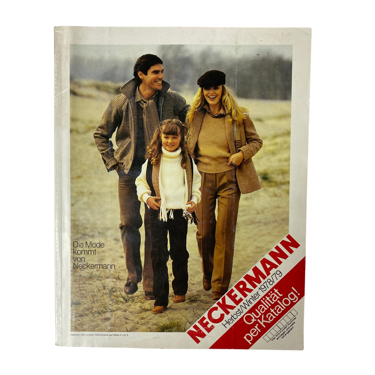 Cover of the 1978-1979 Neckermann Winter Catalog featuring a family in winter apparel, showcasing the fashion of late 1970s Germany.