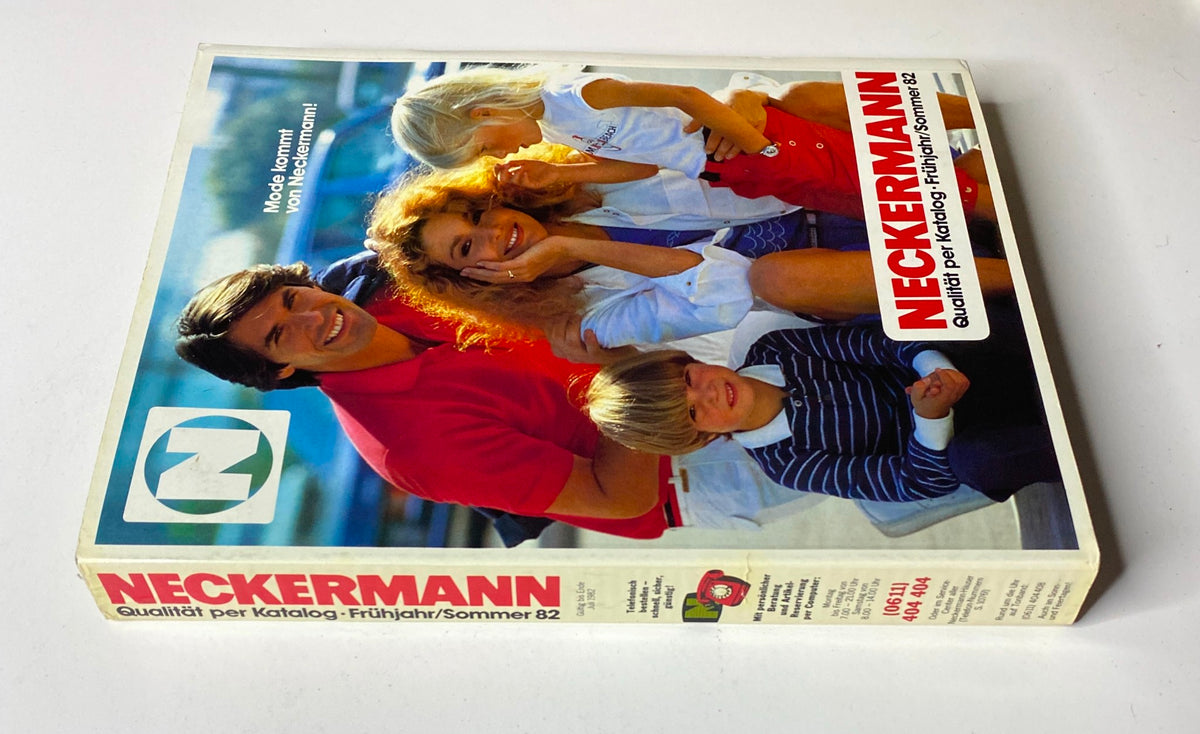 1982 Neckermann Summer Catalog featuring a family with a smiling couple and two children on the cover, showcasing vintage summer fashion and lifestyle products from early 1980s Germany.