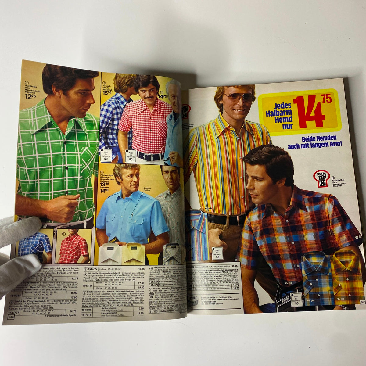 Page of the 1976 Neckermann Summer Catalog featuring casual shirts for men in bright colors and patterns, emphasizing the fashion trends of the mid-1970s.