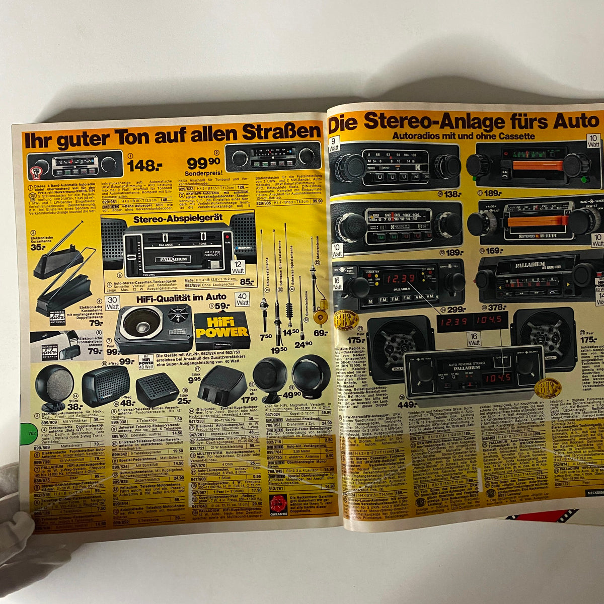 1979 Neckermann Sommer Catalog page featuring car audio systems, illustrating the automotive sound options from the late 1970s.