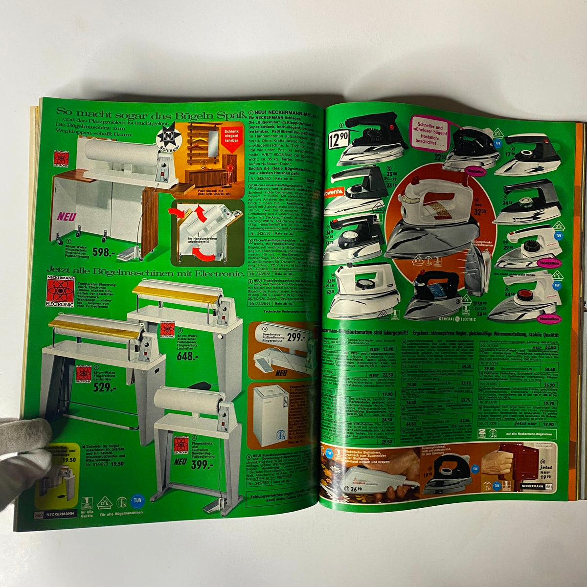 Page from the 1971 Neckermann Sommer Catalog displaying a variety of ironing machines, accessories, and prices in a vibrant green layout.