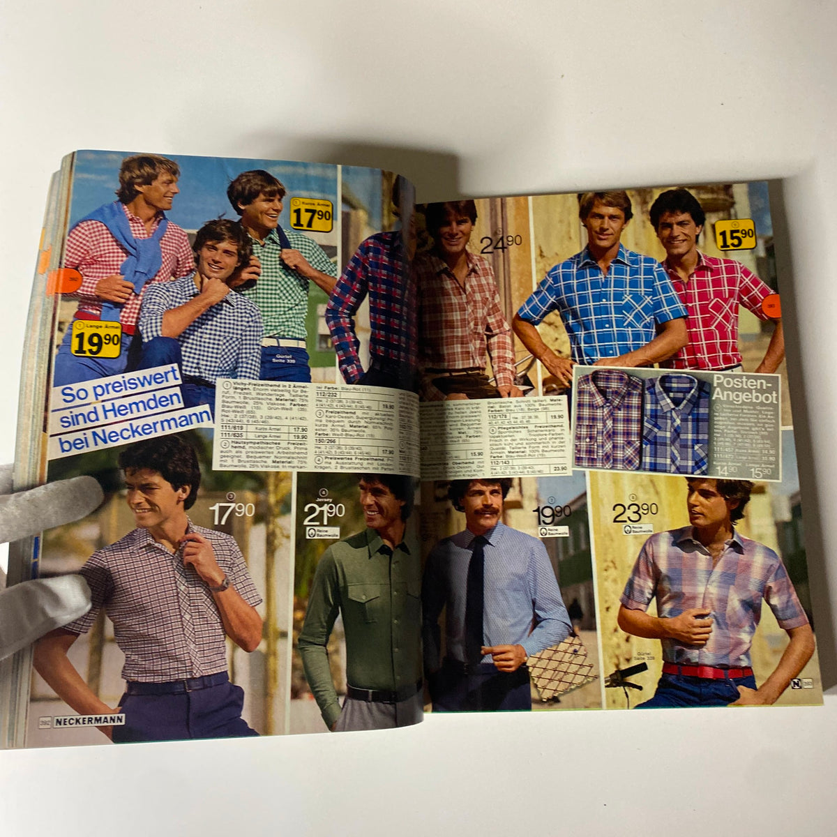 1981 Neckermann Summer Catalog with a selection of men's casual shirts in check patterns and solid colors. Showcases the pricing and fashion trends from the early 1980s.