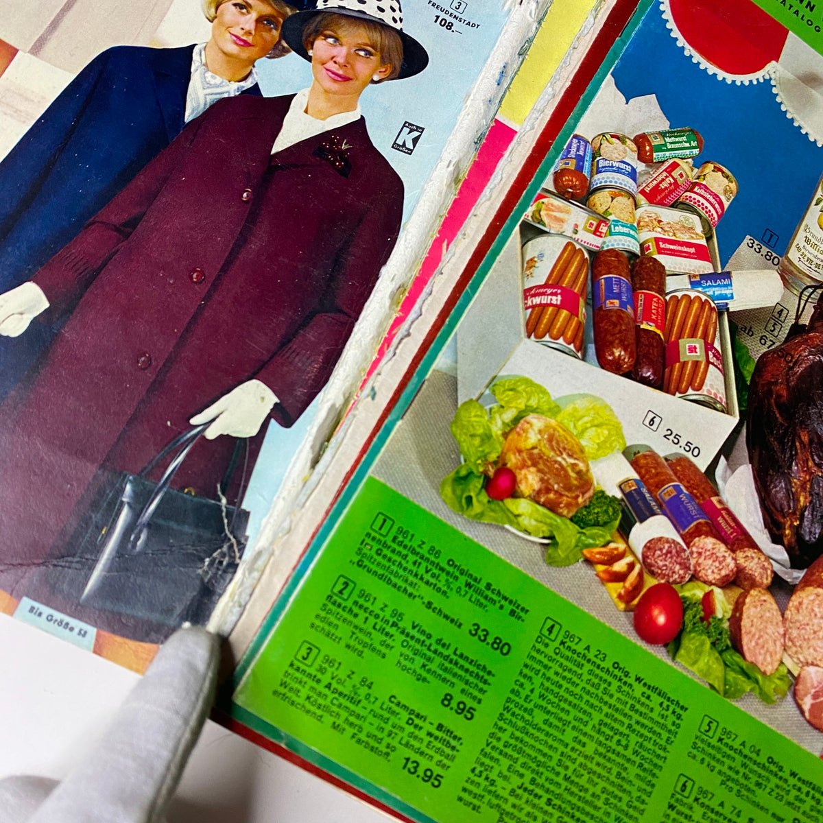 1966 Neckermann Summer Catalog featuring two fashionable models in coats with accessories, showcasing vintage summer styles from mid-1960s Germany.