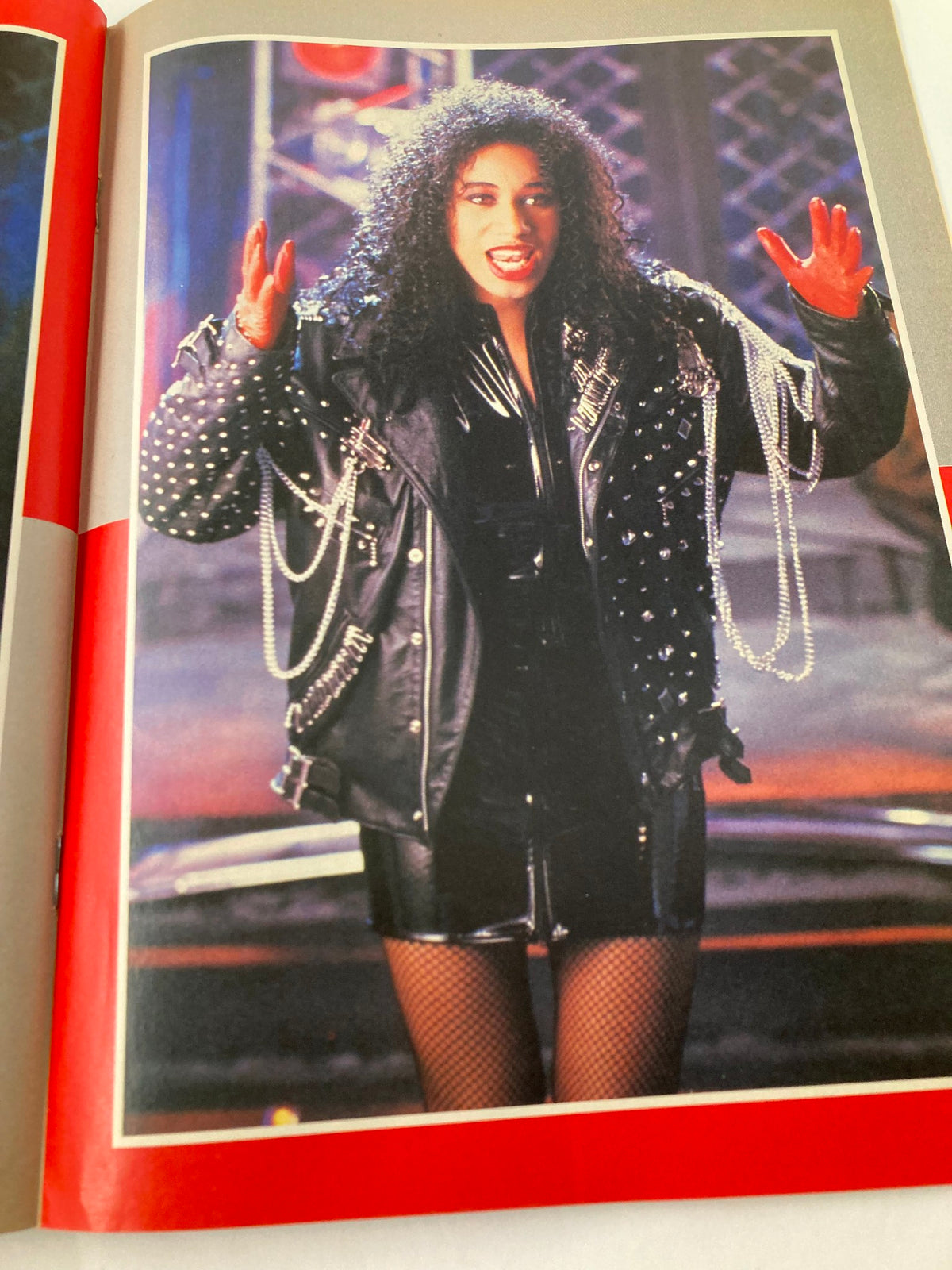 Lookin Magazine 1988 No. 2 Pepsi & Shirley featuring a vibrant image of a performer in a stylish leather outfit with chains, captured at The Roxy.