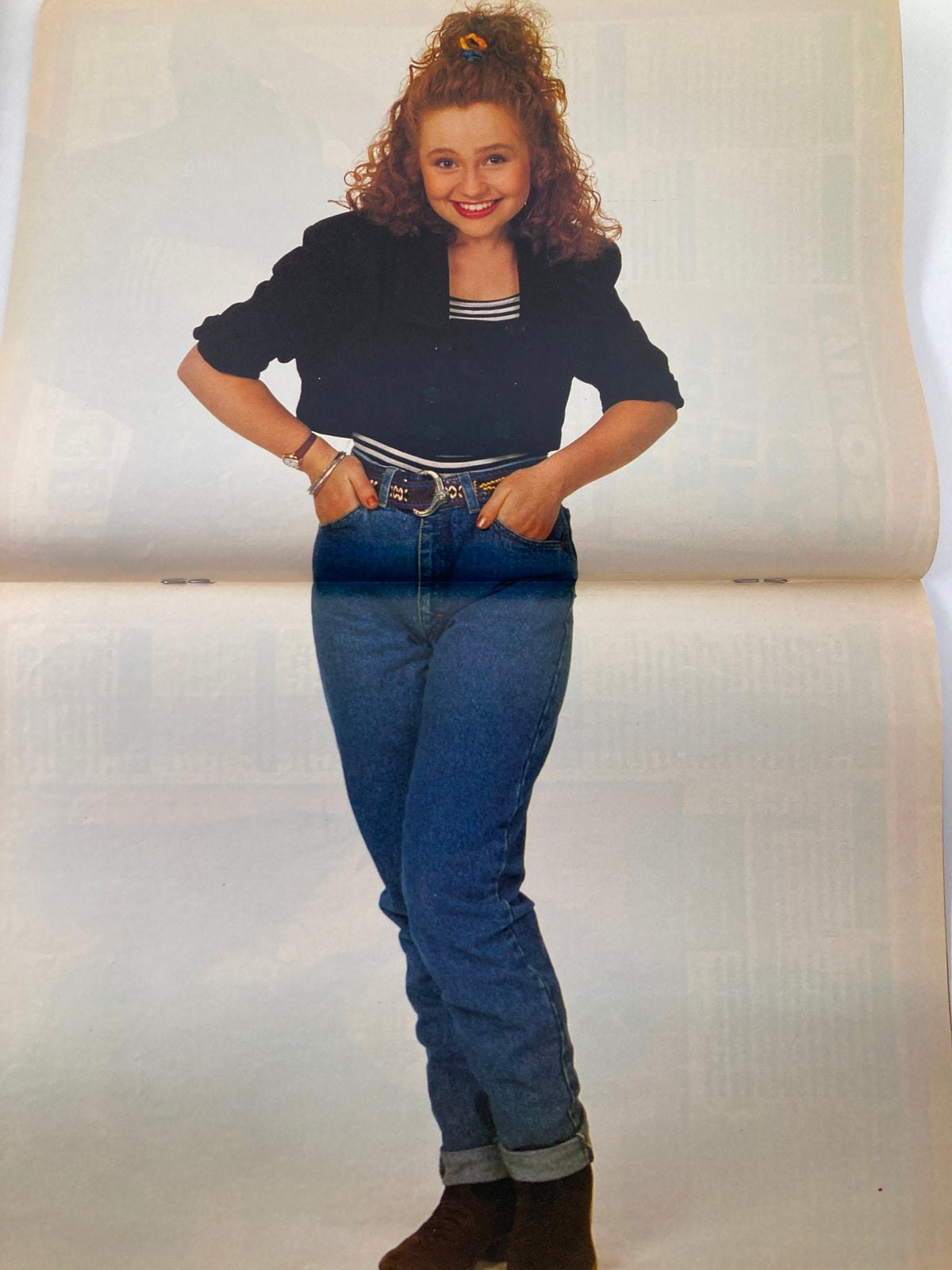 Vintage Lookin Magazine July 29, 1989 featuring a smiling girl in 80s fashion, with curly hair and casual attire, highlighting the iconic style of the era.