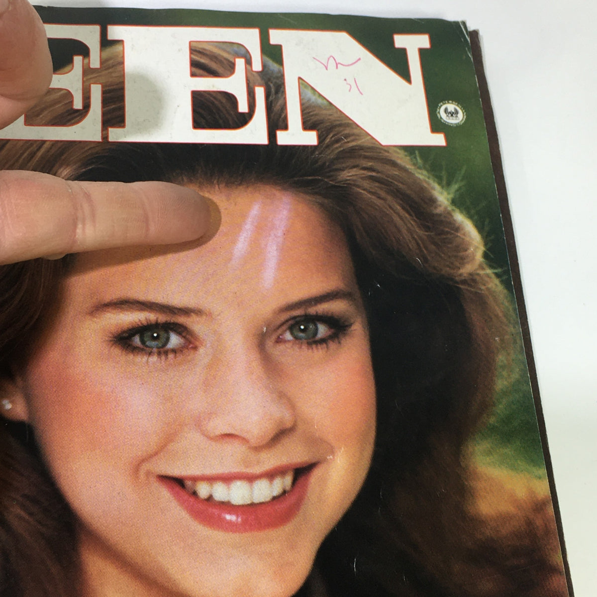 Close-up of the cover of August 1982 Vintage Teen Magazine highlighting Christopher Atkins and fall fashion features.