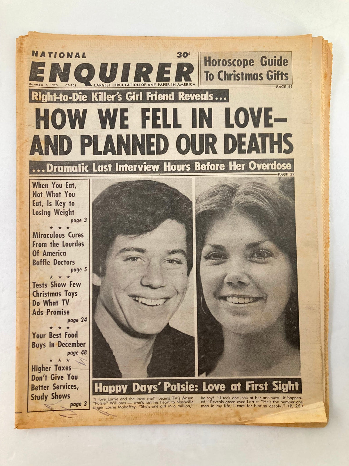 National Enquirer Tabloid December 7 1976 featuring Anson Williams and Lorrie Mahaffey on the cover with a headline about love and loss.