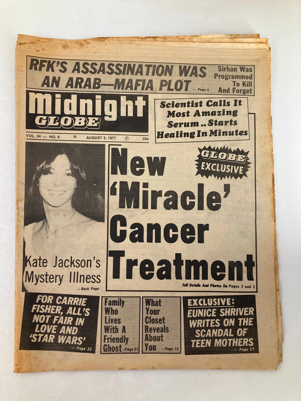 Cover of Midnight Globe Tabloid August 9 1977 Vol 24 #8 featuring Kate Jackson's Mystery Illness and headlines about new cancer treatment and celebrity news.