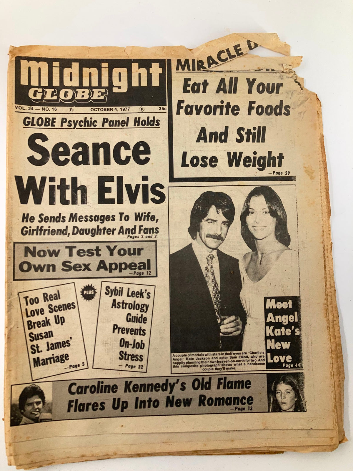 Midnight Globe Tabloid October 4 1977 Vol 24 #16 featuring articles on Kate Jackson and Sam Elliott, with headlines about Elvis and weight loss tips.