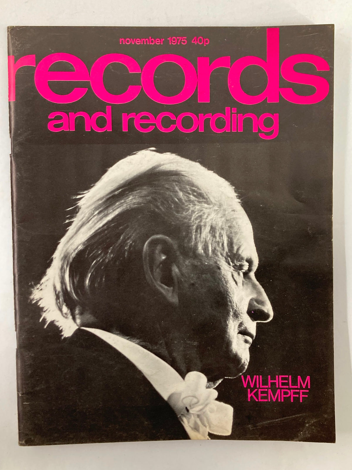 Cover of VTG Records & Recording Magazine November 1975 featuring Wilhelm Kempff in profile, showcasing the title in bold pink typography.