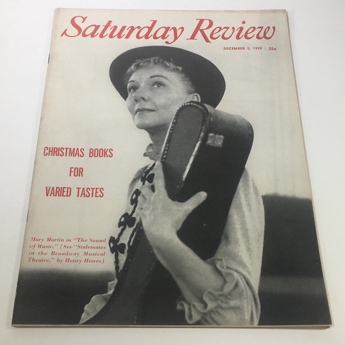 Cover of the Saturday Review magazine from December 5, 1959, featuring Mary Martin in her role from The Sound of Music, highlighting Christmas book recommendations.