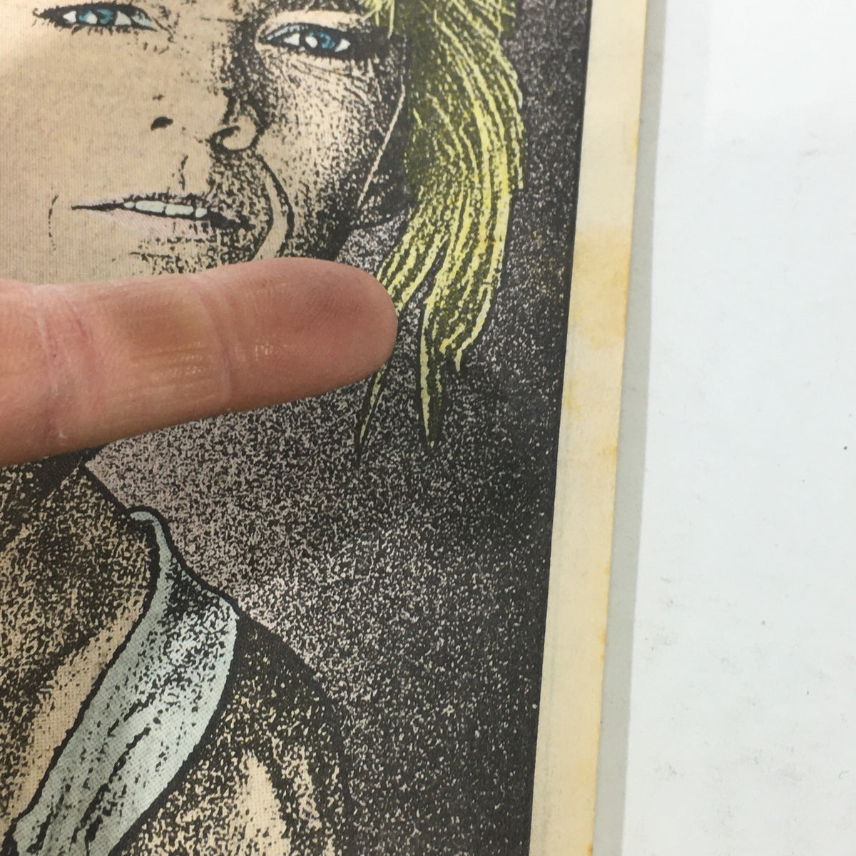 Close-up of the VTG TV Magazine cover from November 16-22, 1986 showcasing Meredith Baxter Birney with a finger pointing at her image.