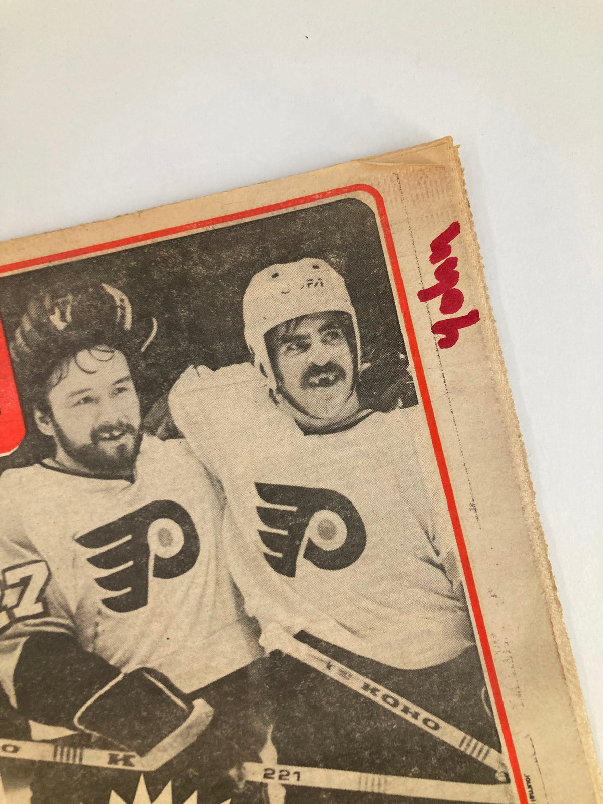 Cover of the Philadelphia Journal Tabloid from October 23, 1981 featuring NHL Flyers players Reggie Leach and Bridgman smiling together.