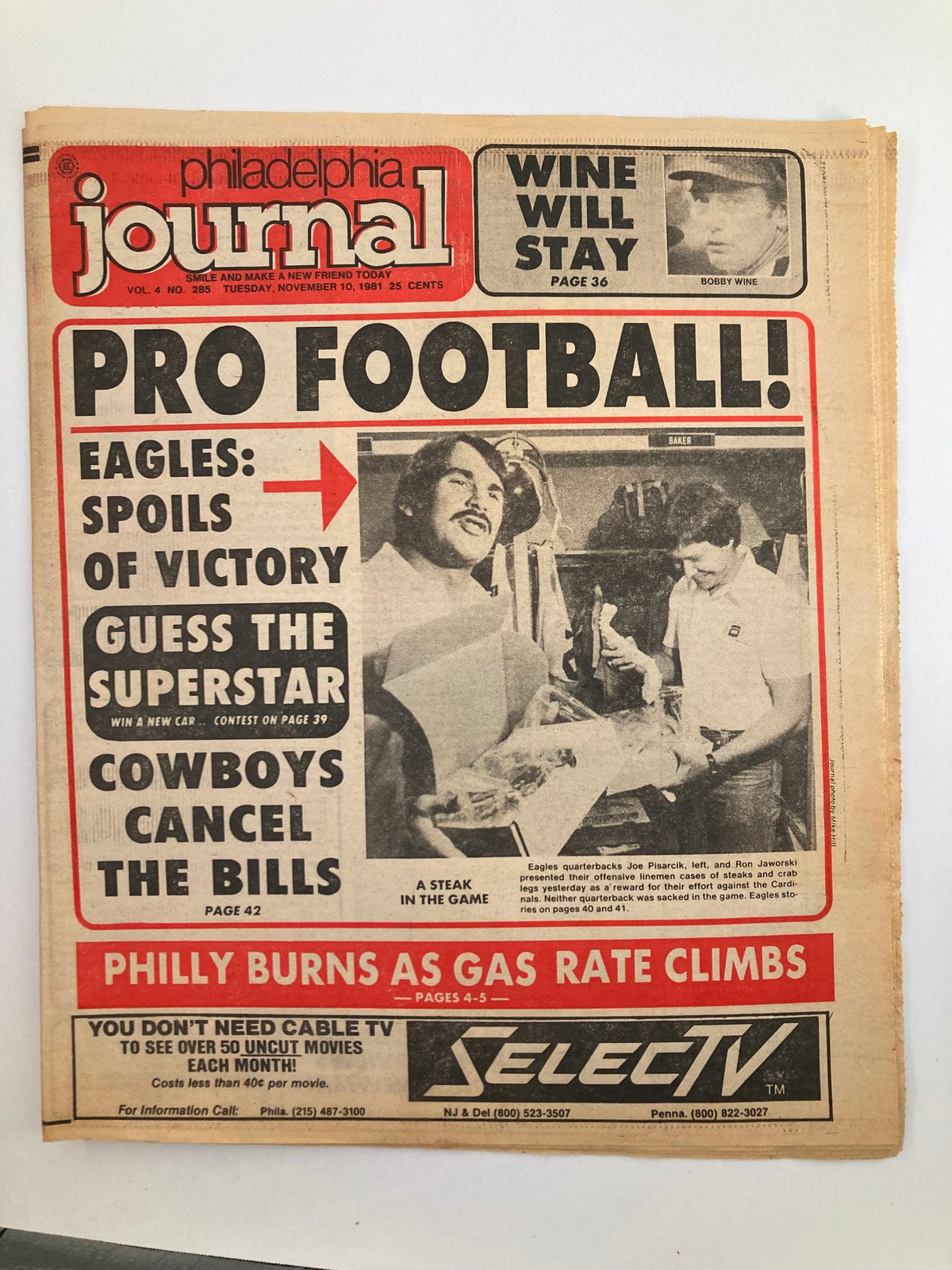 Philadelphia Journal Tabloid from November 10, 1981, featuring NFL Eagles and Joe Pisarcik, highlighting Pro Football news and advertisements.