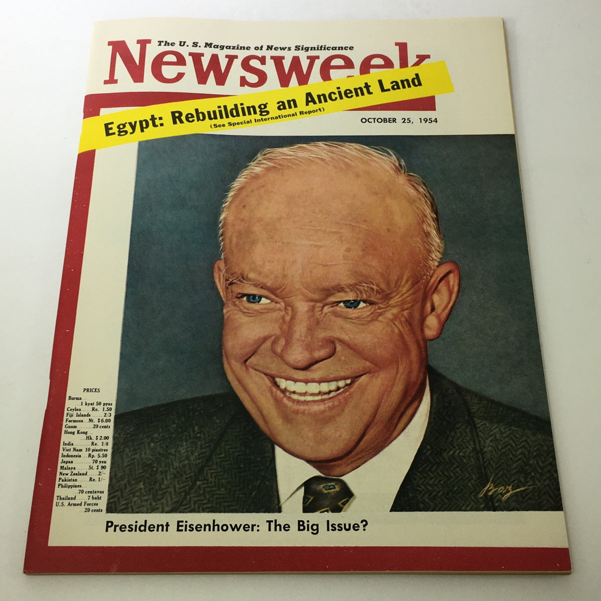 Cover of VTG Newsweek Magazine dated October 25, 1954, featuring a portrait of President Dwight D. Eisenhower, with text highlighting Egyptian reconstruction and an inquiry into Eisenhower as a prominent issue.
