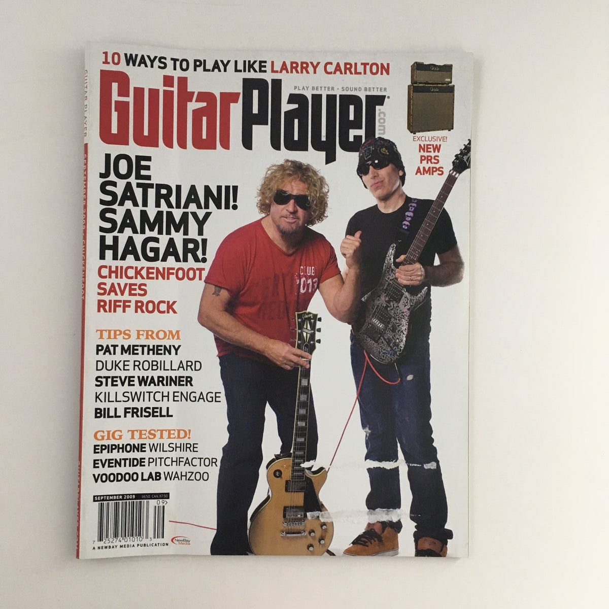 Guitar Player Magazine September 2009 cover featuring Joe Satriani and Sammy Hagar showcasing their guitars, with a headline about guitar tips and a promotional feature on Larry Carlton.