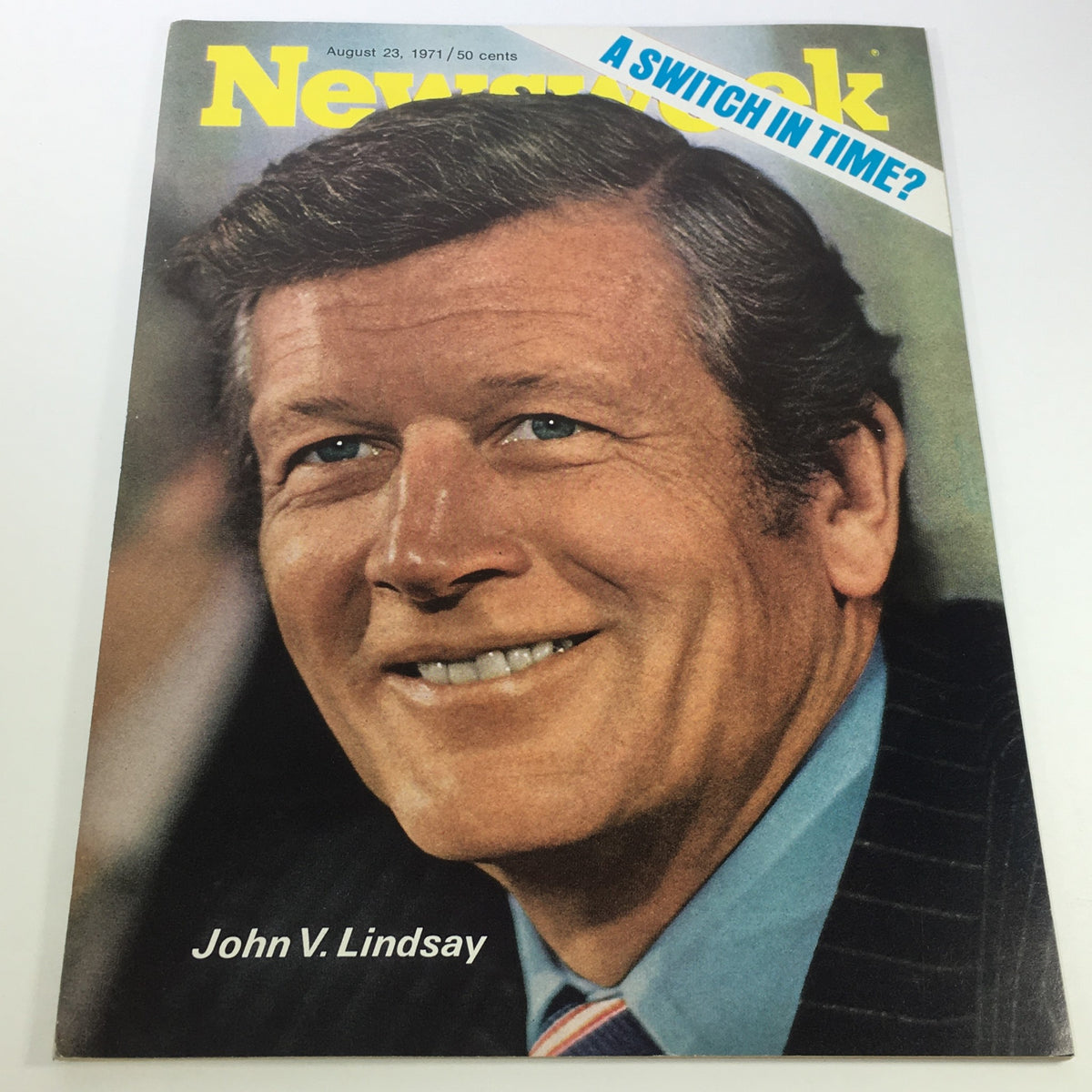 VTG Newsweek Magazine August 23 1971 featuring John V. Lindsay on the cover with a captivating design, highlighting the political climate of the early '70s.