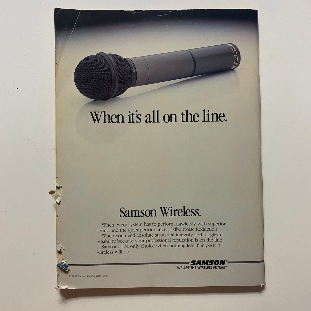 The back cover of the Guitar for the Practicing Musician Magazine October 1989 showcasing an advertisement for Samson Wireless microphones, emphasizing premium sound quality for musicians.