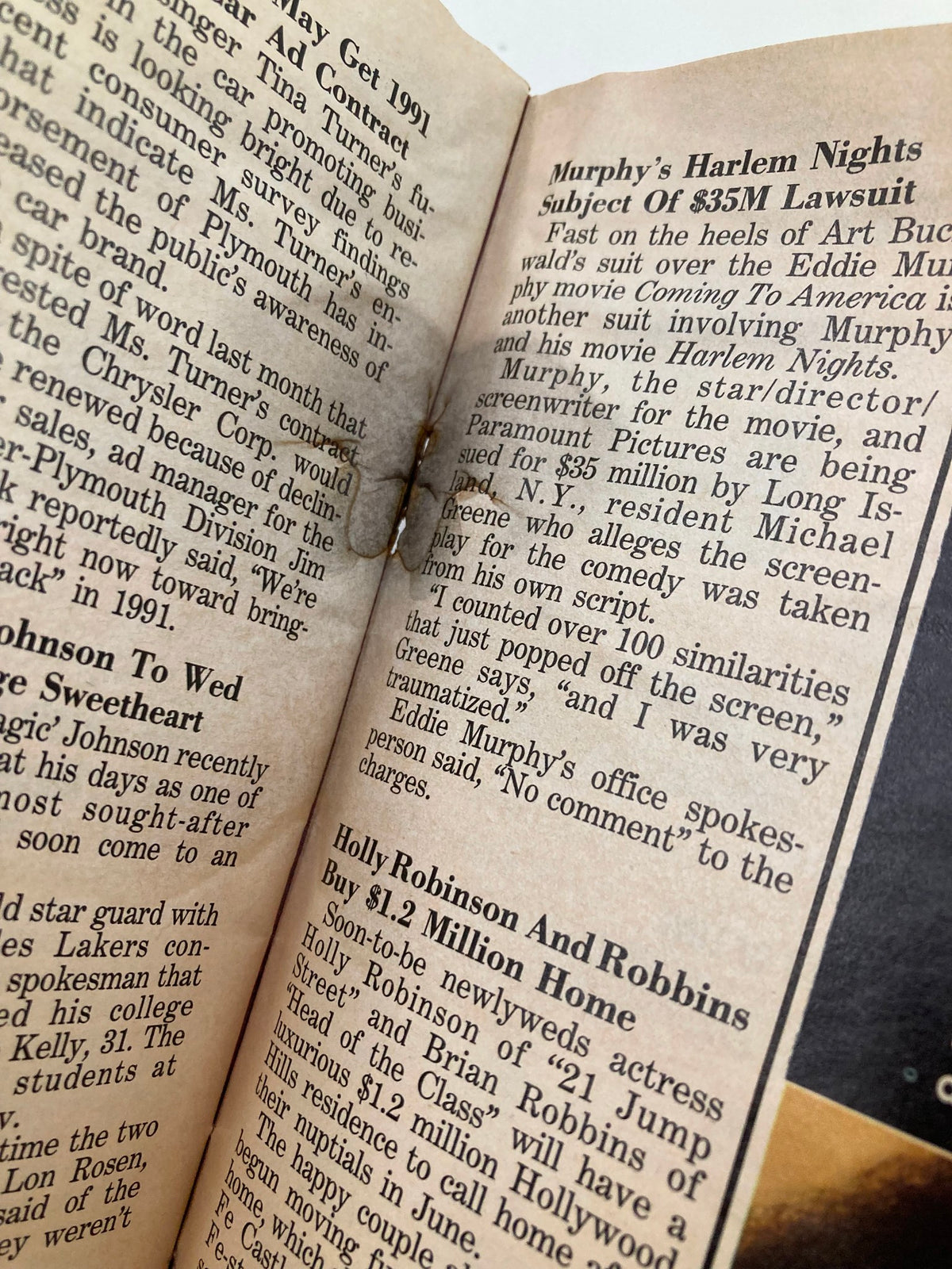 An article from VTG Jet Magazine March 19 1990 Vol 77 #23 covering major lawsuits involving Eddie Murphy and information about Holly Robinson's new home.