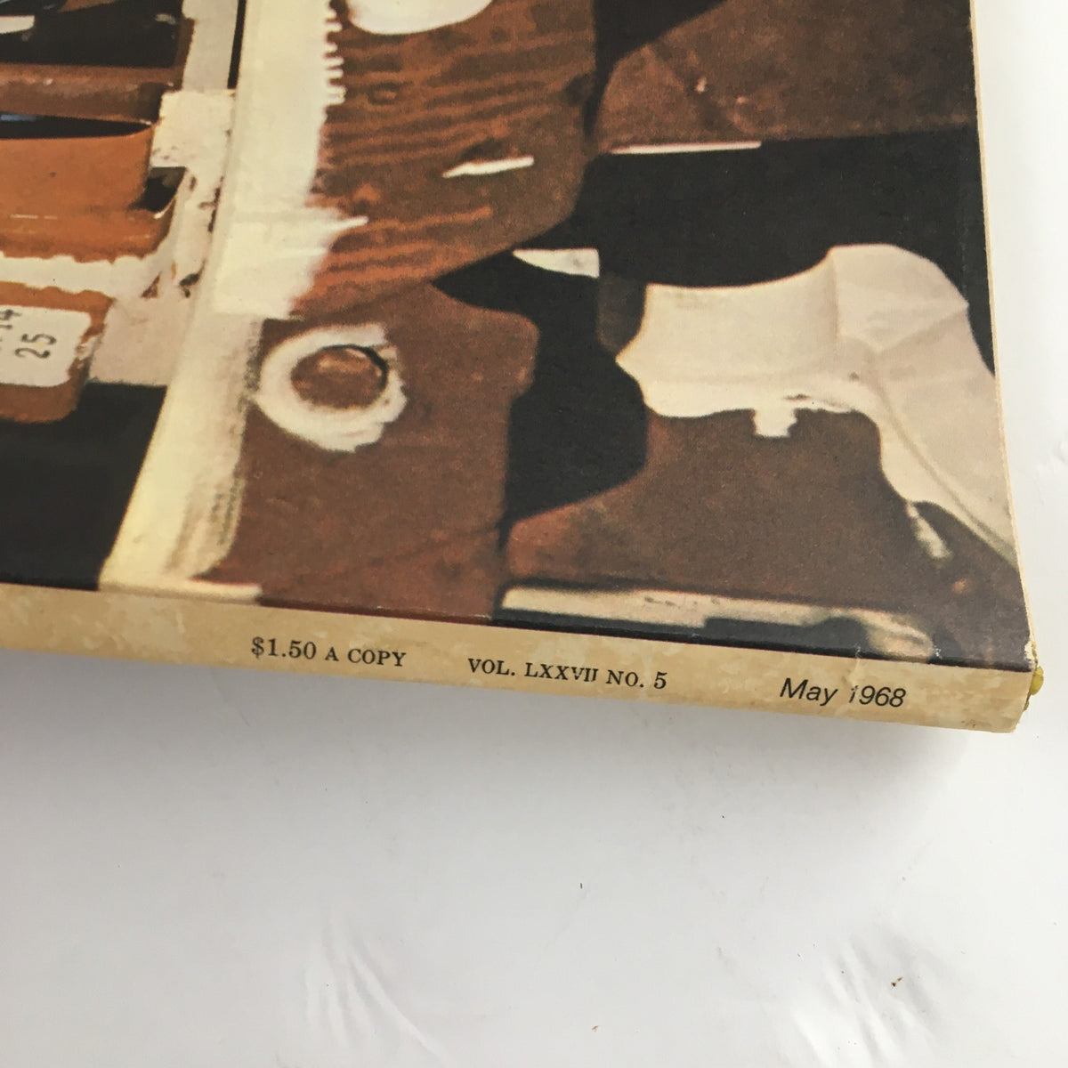 Fortune Magazine May 1968 spine close-up showcasing details like price and volume. This collectible issue, titled 'The Secret of Italy's Prosperity', provides insights into Italy's economic landscape during the 1960s.