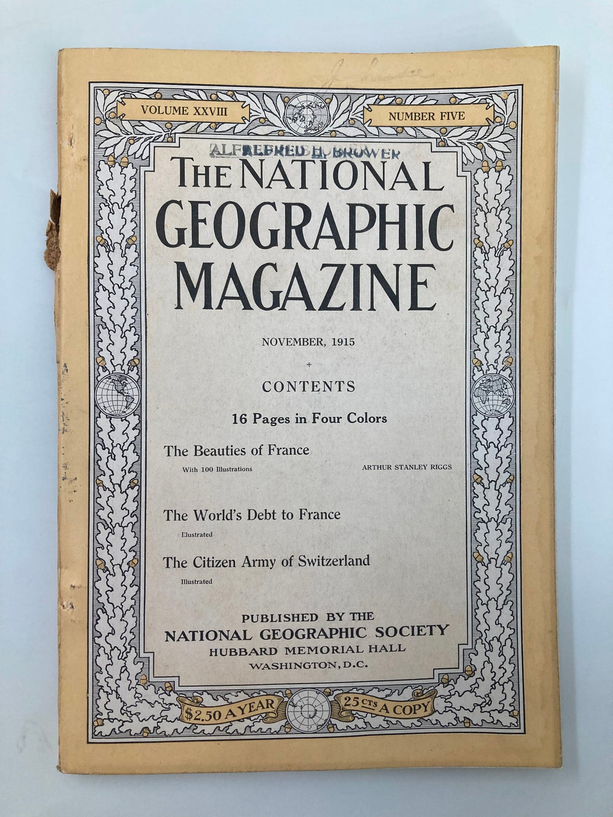 Cover of VTG The National Geographic Magazine November 1915 featuring the title and contents including 'The World's Debt to France'.