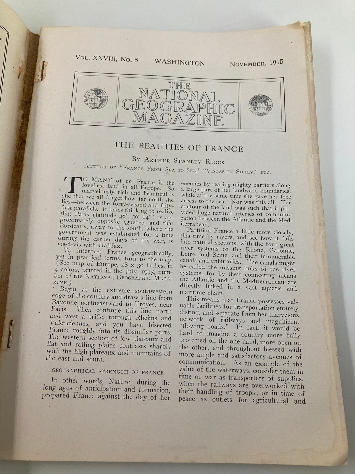 Interior page of VTG The National Geographic Magazine November 1915 titled 'The Beauties of France', showcasing an article and illustrations.