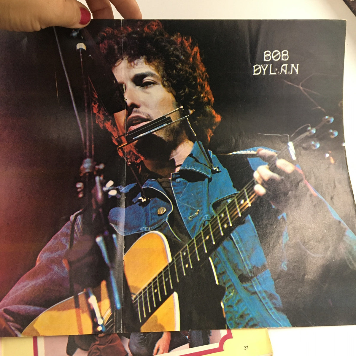 Bob Dylan image from Hit Parader Magazine September 1972, capturing the essence of his musical impact during the early 70s.