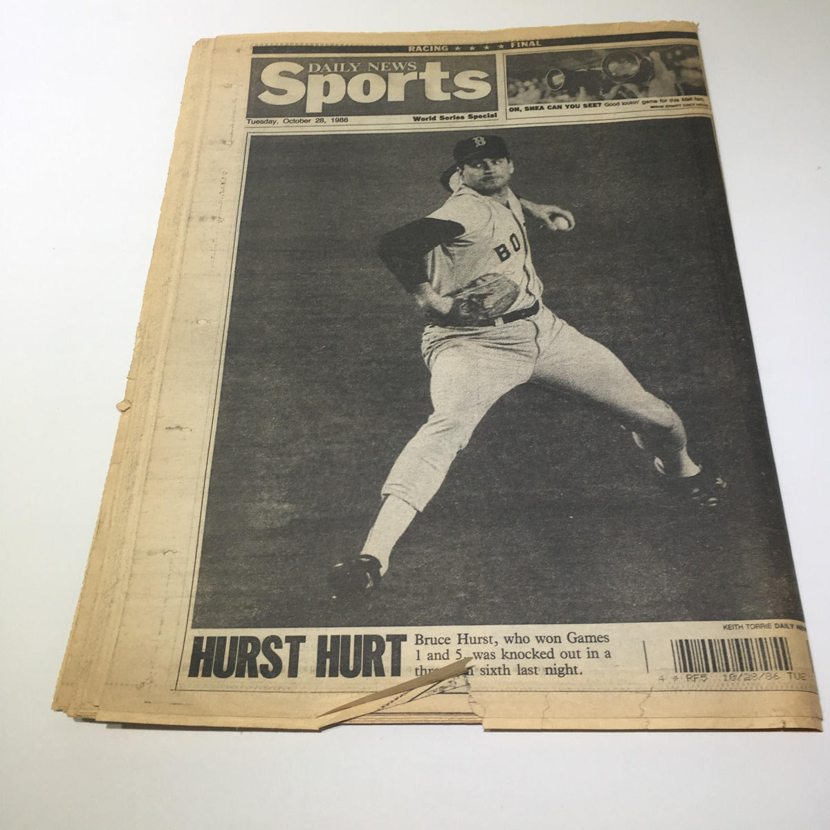 Cover of the NY Daily News dated October 28, 1986, showcasing the headline regarding the Mets' 8-5 win over the Boston Red Sox in the World Series.