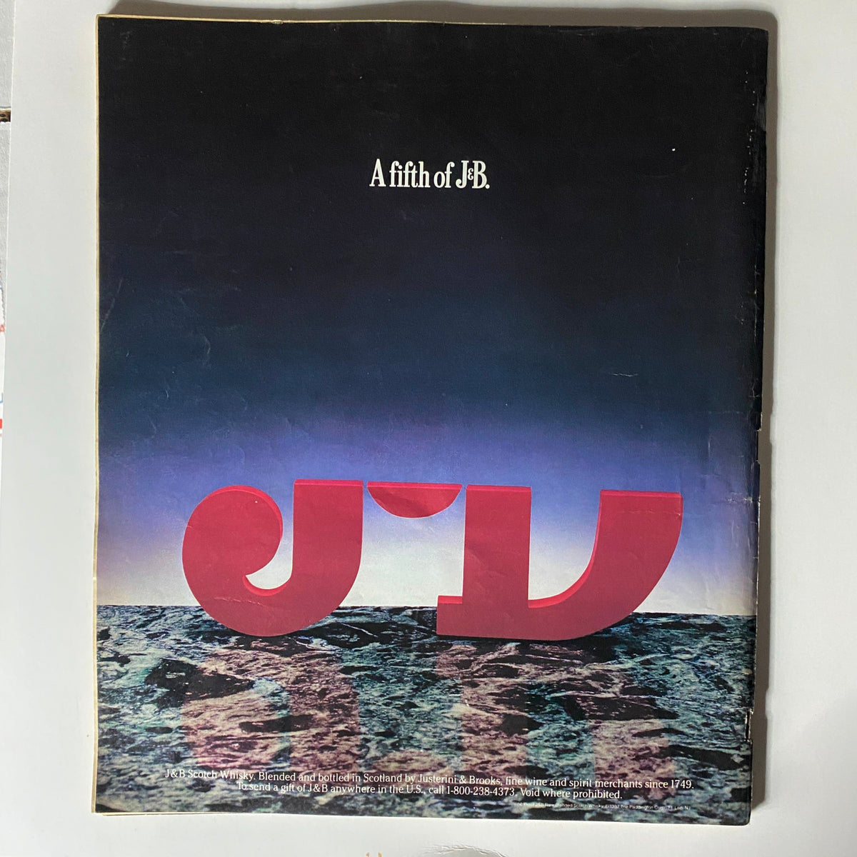 Back cover of VTG Spin Magazine November 1988 Vol 4 No. 8 with an advertisement displaying artistic design.